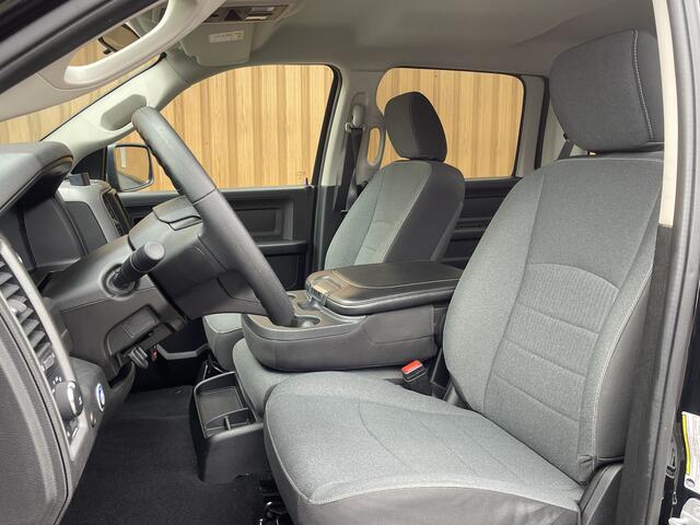 Dodge 1500 RAM CLASSIC 5.7 V8 CLASSIC NIGHT 4x4 | LPG | | 3500KG Trekken | Apple Carplay | Cruise Control | Achteruitrij Camera | 20'' Lichtmetaal |