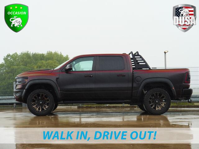 Dodge 1500 RAM | TRX | 6.2 V8 | 4x4 | Crew Cab | 22'' Fuel Wheels | Wrap Satin Solar Dawn | RAMbar | Flipcover | Nieuw binnen!