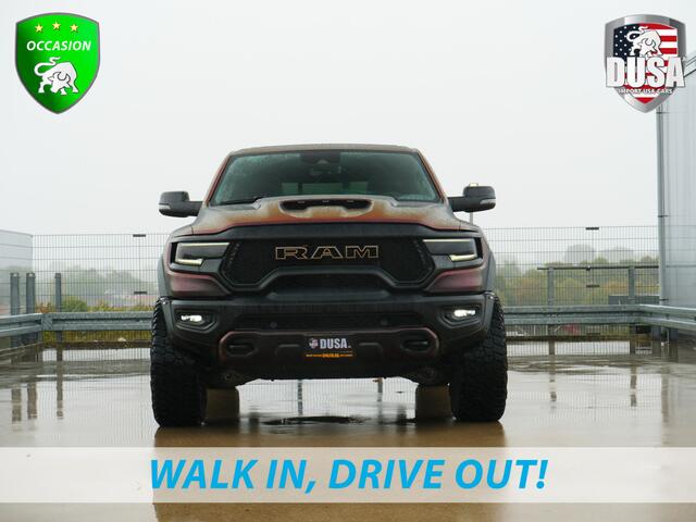Dodge 1500 RAM | TRX | 6.2 V8 | 4x4 | Crew Cab | 22'' Fuel Wheels | Wrap Satin Solar Dawn | RAMbar | Flipcover | Nieuw binnen!