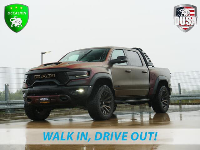 Dodge 1500 RAM | TRX | 6.2 V8 | 4x4 | Crew Cab | 22'' Fuel Wheels | Wrap Satin Solar Dawn | RAMbar | Flipcover | Nieuw binnen!