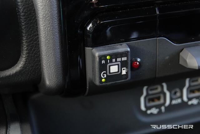 Dodge 1500 Ram 5.7 V8 401Pk 4x4 | Crew Cab | Laramie | Leder | Achteruitrijcamera | Trekhaak | 20''