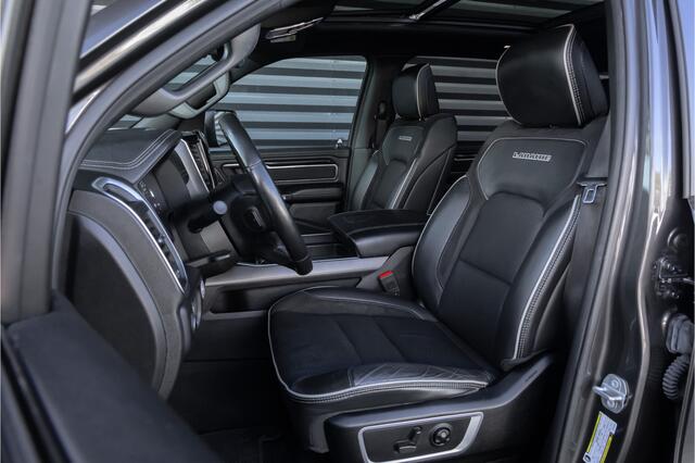 Dodge 1500 Ram 5.7 V8 4x4 Crew Cab Laramie Pano - Harman Kardon - Trekhaak