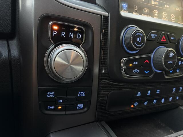 Dodge 1500 Ram 5.7 V8 4x4 Crew Cab 5'7 Longhorn *Luchtvering*