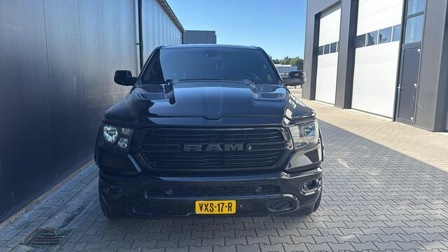 Dodge 1500 Ram 4x4 Crew Cab LPG Marge (btw vrij) Blackout