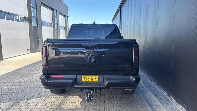 Dodge 1500 Ram 4x4 Crew Cab LPG Marge (btw vrij) Blackout