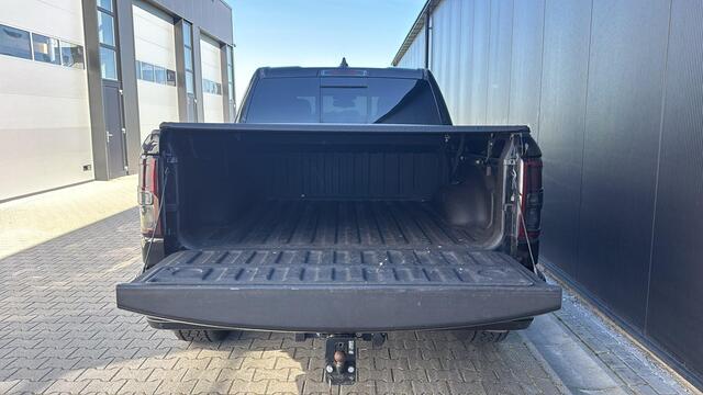 Dodge 1500 Ram 4x4 Crew Cab LPG Marge (btw vrij) Blackout
