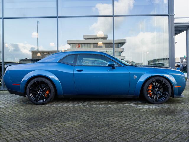Dodge CHALLENGER SRT Hellcat Widebody 727PK