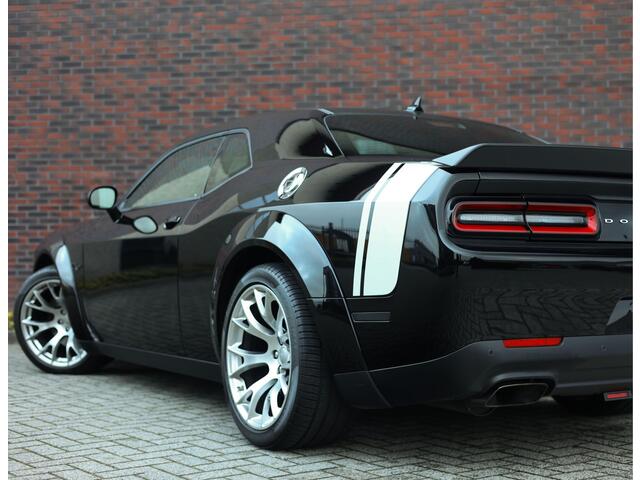 Dodge CHALLENGER SRT Hellcat Redeye Black Ghost | 1/300 - 1e eig. - Org. EU