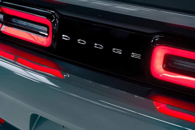 Dodge CHALLENGER Demon #3190 l Complete Crate l Harman Kardon l Destroyer Grey