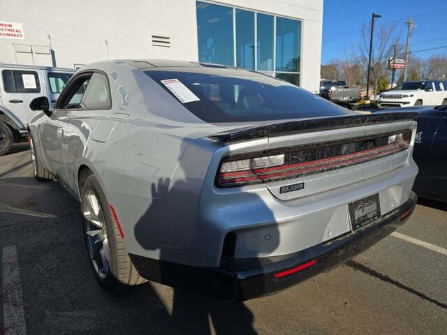 Dodge CHARGER Daytona EV Scat Pack 100% Electric AWD 670 horse power