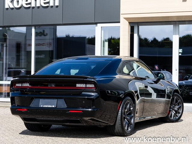 Dodge CHARGER Daytona R/T Scat Pack/ Plus Group/ Sun and Sound/ Carbon and Suede/ Track Pack