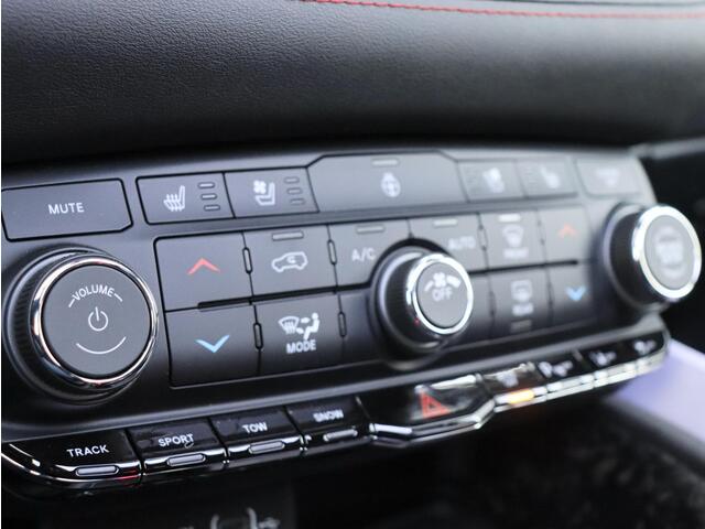 Dodge DURANGO R/T 5.7L HEMI V8 | LPG | VAN | 360 PK | Adaptive cruise control