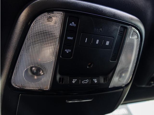 Dodge DURANGO R/T 5.7L V8 Dodge Durango R/T 5.7L HEMI V8 | VAN | 360 PK | Adaptive cruise control