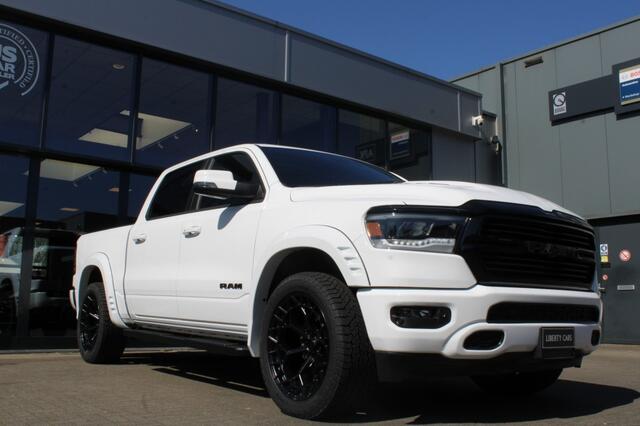 Dodge RAM PICKUP NIEUW BPM VRIJ 5.7i V8 Hemi Sport Black Ed. 12 inch Scherm / Pan