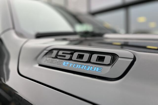 Dodge RAM PICKUP NIEUW BPM VRIJ 5.7i V8 Hemi Sport Black Ed. 12 inch Scherm / Pan