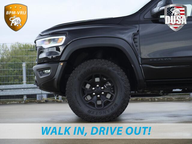 Dodge RAM PICKUP | RHO | 3.0L Twin-Turbo I6 | 4x4 | Crew Cab | Panoramadak | 14,4-inch Touchscreen | Passenger Display | Getoonde accessoires zijn verkrijgbaar tegen meerprijs