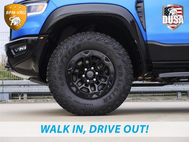 Dodge RAM PICKUP | RHO | 3.0L Twin-Turbo I6 | 4x4 | Crew Cab | Black Edition | Panoramadak | 14,4-inch Touchscreen | Passenger Display | Getoonde accessoires zijn verkrijgbaar tegen meerprijs