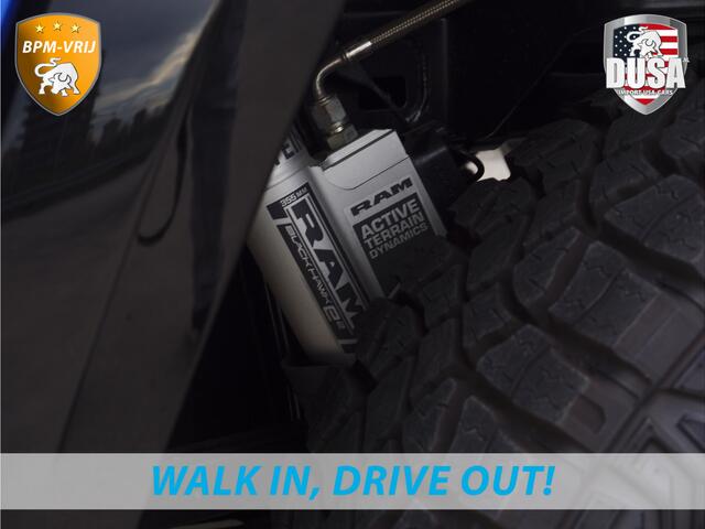 Dodge RAM PICKUP | RHO | 3.0L Twin-Turbo I6 | 4x4 | Crew Cab | Black Edition | Panoramadak | 14,4-inch Touchscreen | Passenger Display | Getoonde accessoires zijn verkrijgbaar tegen meerprijs