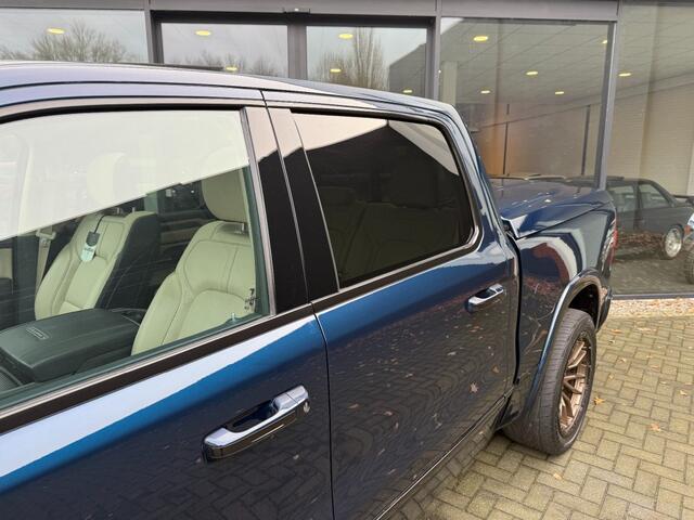 Dodge RAM PICKUP 1500 5.7 V8 4x4 Crew Cab Limited