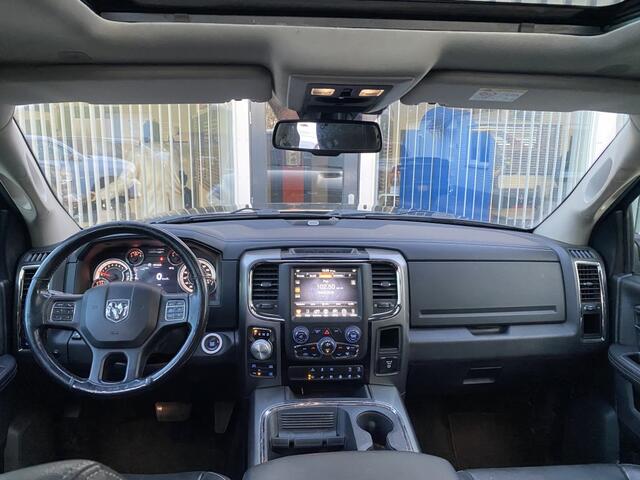 Dodge RAM PICKUP 5.7 V8 Black Edition. N.A.P.