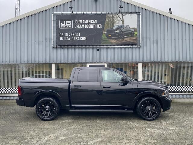Dodge RAM PICKUP 5.7 V8 4x4 BLACK EDITION N.a.p.