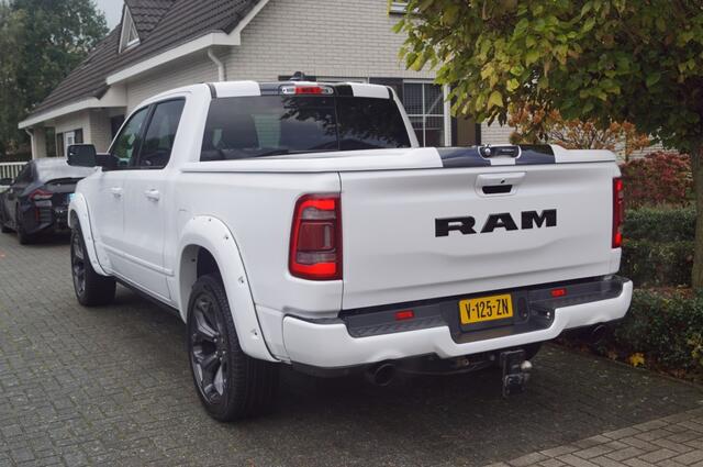 Dodge RAM PICKUP 1500 5.7 V8 4x4 Crew Cab (400pk) Limited Panodak/Luchtvering/Trekhaak/LPG/Stoelkoeling