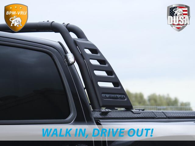 Dodge RAM PICKUP | RHO | 3.0L Twin-Turbo I6 | 4x4 | Crew Cab | Black Edition | Panoramadak | 14,4-inch Touchscreen | Passenger Display | Getoonde accessoires zijn verkrijgbaar tegen meerprijs