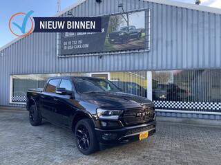 dodge-ram-pickup-gr-scherm-pano-dak