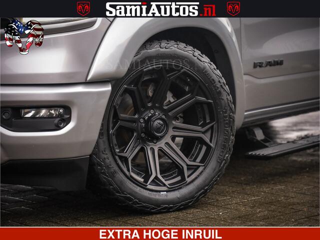 Dodge RAM PICKUP HULK PACK | LIMITED SPORT | 5.7 V8 HEMI | FEUL WHEELS MAT BLACK | BOM VOL | CREW CAB 5 PERSOONS | DUBBELE CABINE DC | GRIJS KENTEKEN | SFEERVERLICHTING | HUD | LICHTVERING | PANODAK | FULL LED |