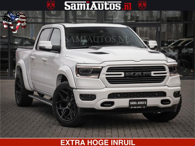 Dodge RAM PICKUP LARAMIE SPORT | V8 5.7 402PK | Krachtige Hemi | Panorama Dak | 12' Scherm | LPG | Comfortabele Dubbele Cabine met Royale 5 Zitplaatsen | NIEUW EN BPM vrij | Nu Leverbaar uit Voorraad | Nr 2526-41272 |