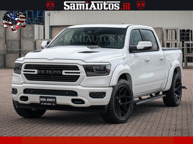 Dodge RAM PICKUP V8 5.7 402PK | LARAMIE SPORT | Krachtige Hemi | Panorama Dak | 12' Scherm | LPG | Comfortabele Dubbele Cabine met Royale 5 Zitplaatsen | NIEUW EN BPM vrij | Nu Leverbaar uit Voorraad | Nr 2528 - 1276 |