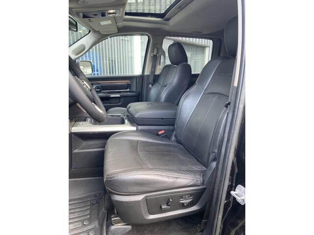 Dodge RAM PICKUP 5.7 V8 4x4 BLACK EDITION N.a.p.