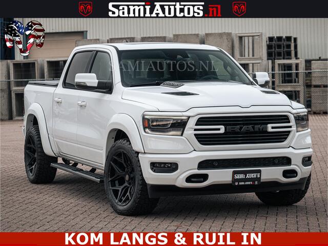 Dodge RAM PICKUP V8 5.7 402PK | LARAMIE SPORT | Krachtige Hemi | Panorama Dak | 12' Scherm | LPG | Comfortabele Dubbele Cabine met Royale 5 Zitplaatsen | NIEUW EN BPM vrij | Nu Leverbaar uit Voorraad | Nr 2529 - 1277 |