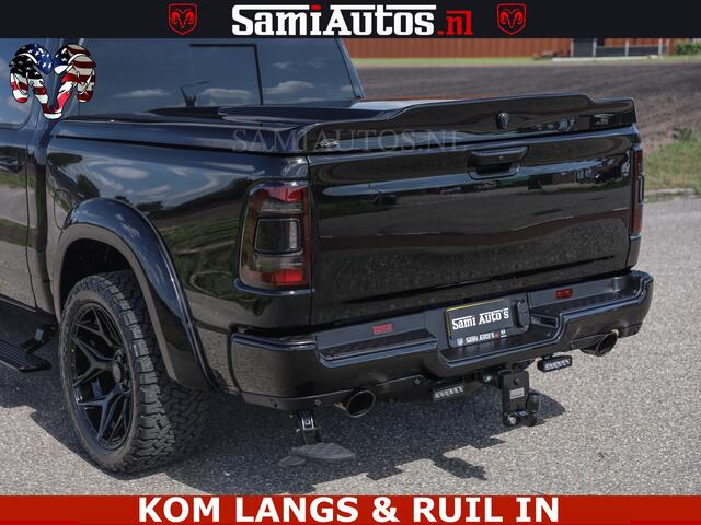 Dodge RAM PICKUP BLACK BEAST HULK 5.7 V8 | HUD | WIDE BODY | BOM VOL | CREW CAB DUBBELE CABINE | 5 PERSOONS | MEGA DIKKE LIMITED BLACK ON BLACK | ZO GOED ALS NIEUW |