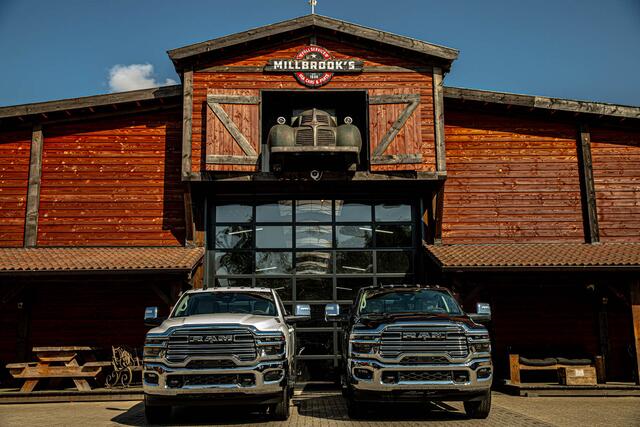 Dodge RAM PICKUP laramie 6.7L Cummins !!20x!! Dodge RAM 2500laramie 6.7L Cummins !!20x!!