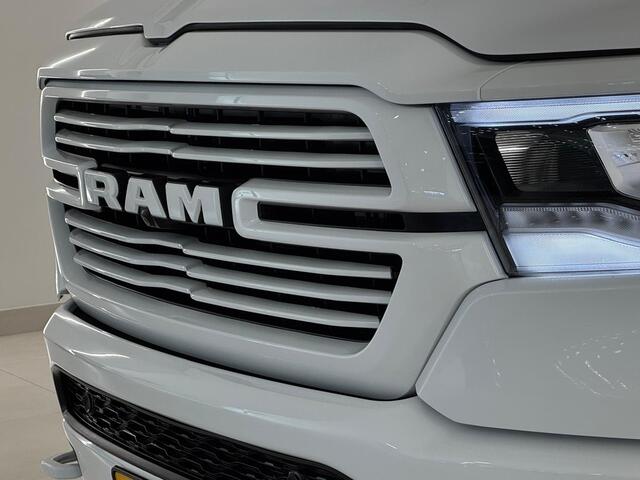 Dodge RAM PICKUP 1500 5.7 V8 Widebody Full Options incl LPG deksel White Edition