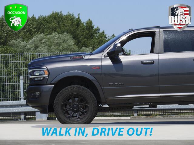 Dodge RAM PICKUP Laramie | 6.4L HEMI | 4x4 | Crew cab | Luchtvering | Leder | 20 inch Fuel offroad Wheels