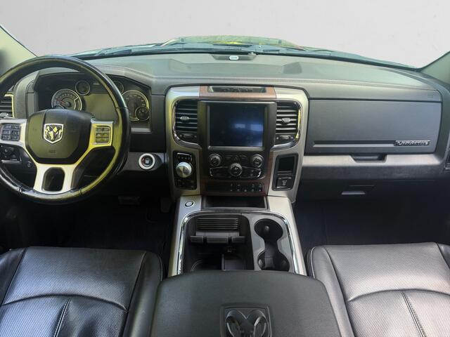 Dodge RAM PICKUP 5.7i V8 Hemi 4x4 Crew Cab- LPG Onderbouw, Schuifdak, Stuur/Stoelverwarming, Stoelventilatie, Striping