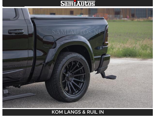 Dodge RAM PICKUP BOM VOL | Night Premium | Full Option | De Meest Luxe Pick-Up in zijn Klasse | Comfortabele Dubbele Cabine met Royale 5 Zitplaatsen | BPM vrij | Nu Leverbaar uit Voorraad | Voorraad Nr 2287 - 3384 | De specialist in Amerikaanse pick-ups in Nederland en Europa.