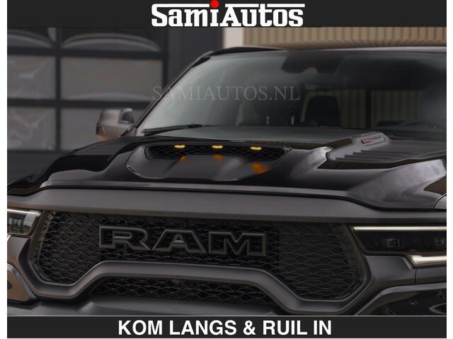 Dodge RAM PICKUP TRX BLACK OPS HELLCAT | 6.2 V8 712PK SUPERCHARGER | RODE STIKSELS | FULLY LOADED | RAMBAR | CARBON | BLACK ON BLACK | CREW CAB | DUBBELE CABINE | 5 PERSOONS | De specialist in Amerikaanse pick-ups in Nederland en Europa. Voorraad 2661 - 5444