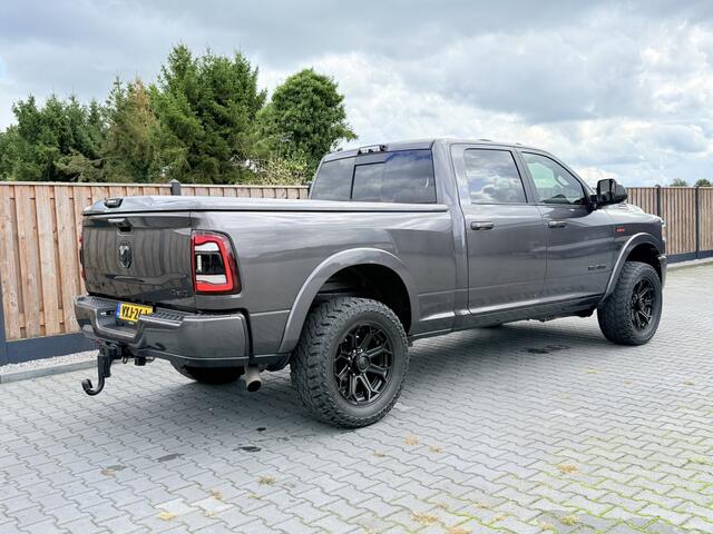 Dodge RAM PICKUP LARAMIE 6.4HEMI V8 LPG LUCHTVERING NIGHT