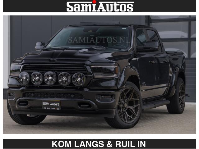 Dodge RAM PICKUP BLACK OPS | 5.7 V8 HEMI | WIDEBODY HULK | OPEN UITLAAT KLEP | ZEER DIK | DUBBELE CABINE | DC | 5 PERSOONS | GRIJS KENETEKEN | EXTRA BREDE WIELEN IN HET BRONS | MEGA DIK | 3500KG TREKVERMOGEN |