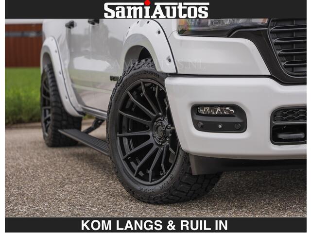 Dodge RAM PICKUP HUD | 420PK | LUCHTVERING | PANO | PASSAGIERSSCHERM | BOM EN BOM VOL | Comfortabele Dubbele Cabine met Royale 5 Zitplaatsen | DODGE RAM PREMIUM LARAMIE EDITION | Voorraad Nr 2230 - 8765 | De specialist in Amerikaanse pick-ups in Nederland en Europa.