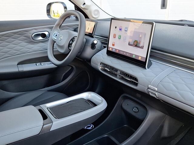 Dongfeng Box Premium Edition 42 kWh | Adaptieve Cruise Control | Elektrisch Verstelbare Bestuurdersstoel + Geheugen | Stoelverwarming Bestuurder | Stoelventilatie Bestuurder | Apple Carplay | Android Auto | Sfeerverlichting | Elektrisch Inklapbare Buitenspiegels