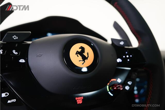 Ferrari 12Cilindri 6.5 V12 Rosso