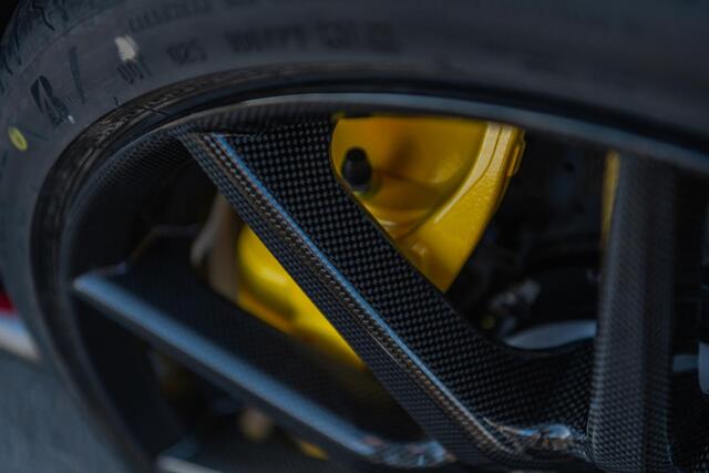 Ferrari 296 GTB 3.0 V6 | 1e Eigenaar | Carbon | Carbon Velgen | Lift |