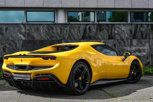 Ferrari 296 GTB 3.0 V6 Assetto fiorano|Giallo Modena|Garantie|