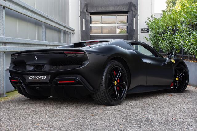 Ferrari 296 GTS 3.0 V6 | Full PPF | Lift | ACC | Radar | AFS | CarPlay | Alcantara | Daytona |