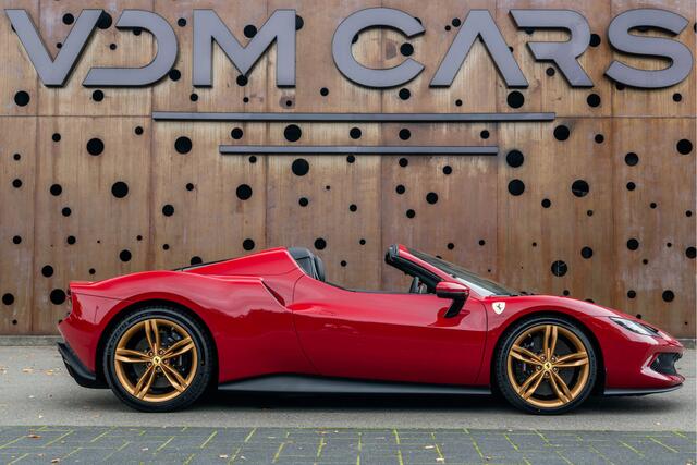 Ferrari 296 GTS 3.0 V6 | 1e Eigenaar | ACC | CarPlay | AFS | MyFerrari Connect | Daytona |