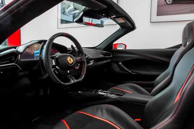 Ferrari 296 GTS ~Ferrari Munsterhuis~